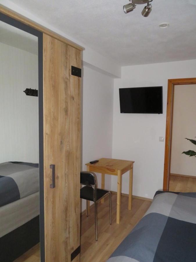 Kleines Gemuetliches Monteurzimmer Homestay Dresden