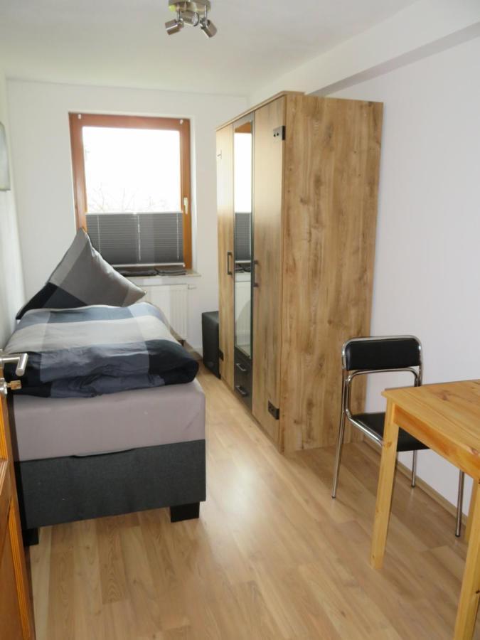 Kleines Gemuetliches Monteurzimmer